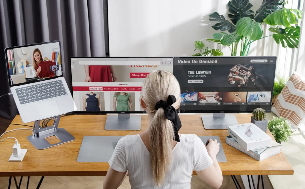 8-in-1 Multi-Angle Docking Station with USB-C Power Delivery 8-in-1 Multi-Angle Docking Station with USB-C Power Delivery